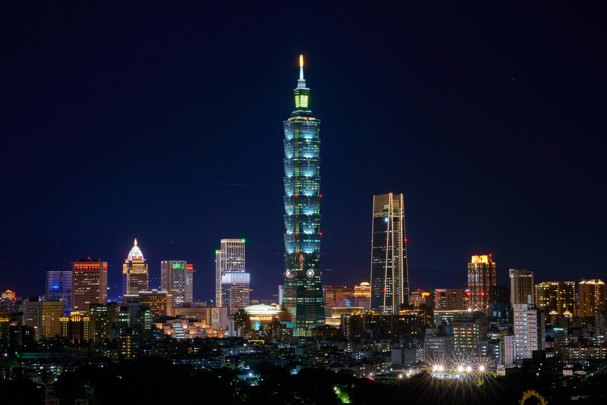 Taipei Travel Guide: View of Taipei 101 at night