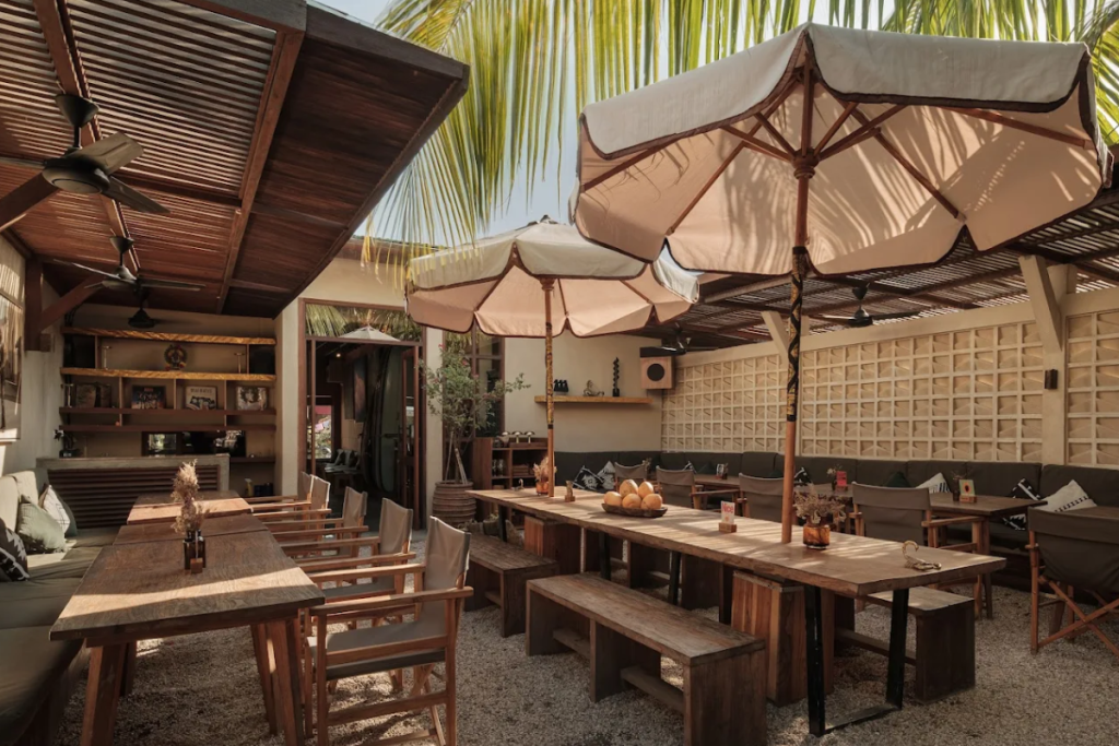 best cafes in ulawatu bali